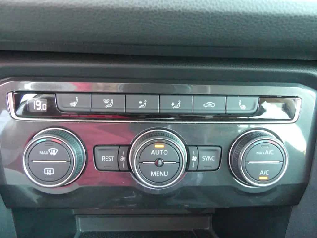 Volkswagen Tiguan Allspace 2.0 Highline 4Motion LED Navi 02/2018-photo-19