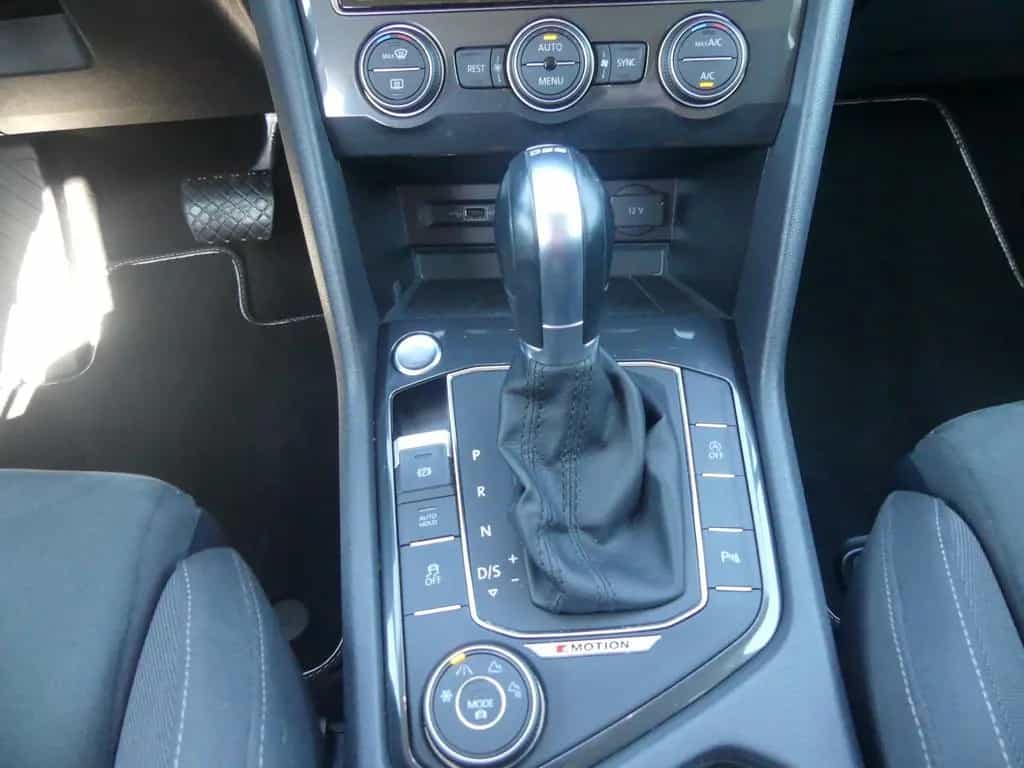Volkswagen Tiguan Allspace 2.0 Highline 4Motion LED Navi 02/2018-photo-21