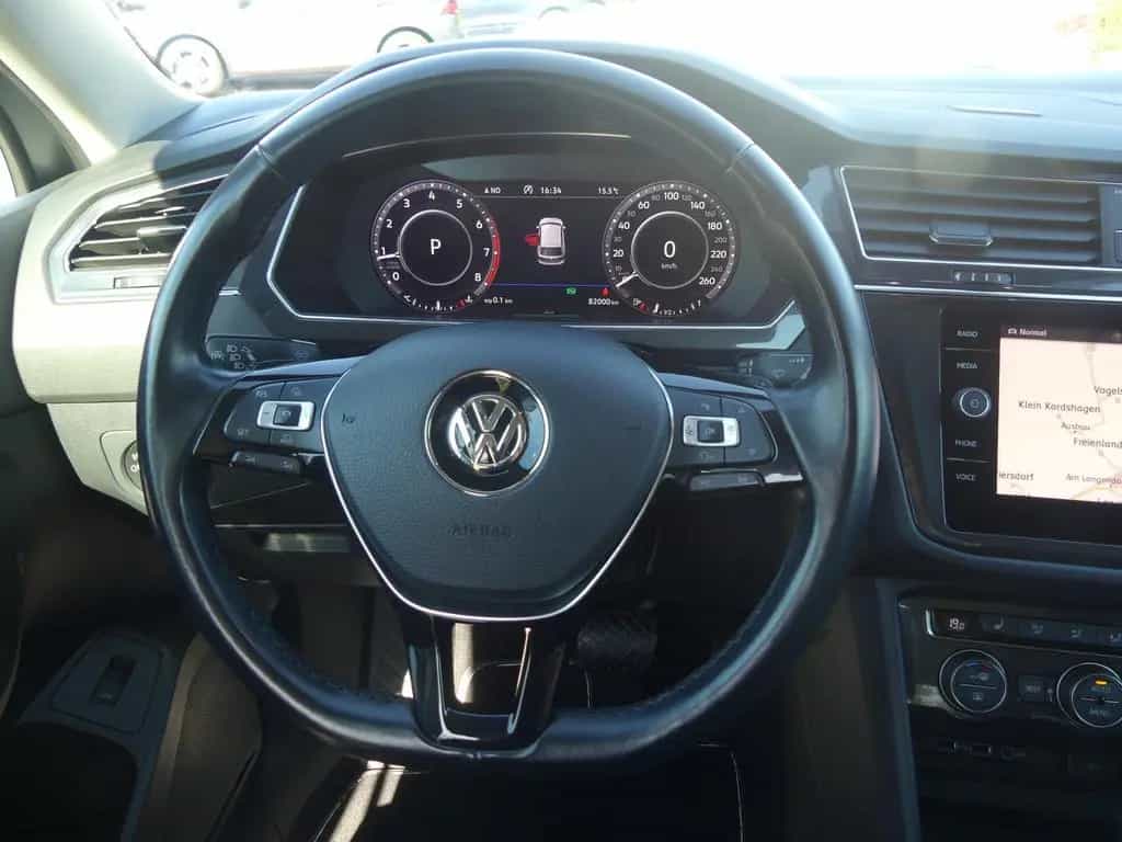 Volkswagen Tiguan Allspace 2.0 Highline 4Motion LED Navi 02/2018-photo-22