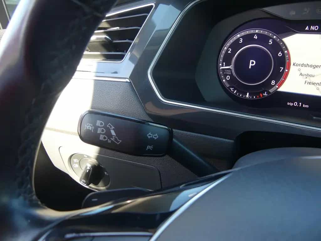 Volkswagen Tiguan Allspace 2.0 Highline 4Motion LED Navi 02/2018-photo-23