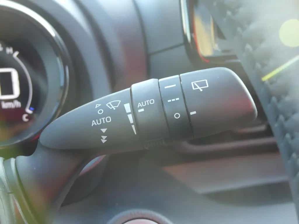 Toyota Yaris 1.5 Style LED Navi Totwinkel DAB Head-Up 02/2021-photo-18
