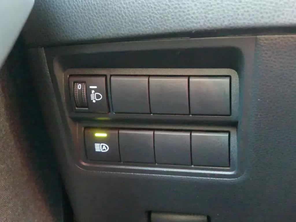 Toyota Yaris 1.5 Style LED Navi Totwinkel DAB Head-Up 02/2021-photo-21