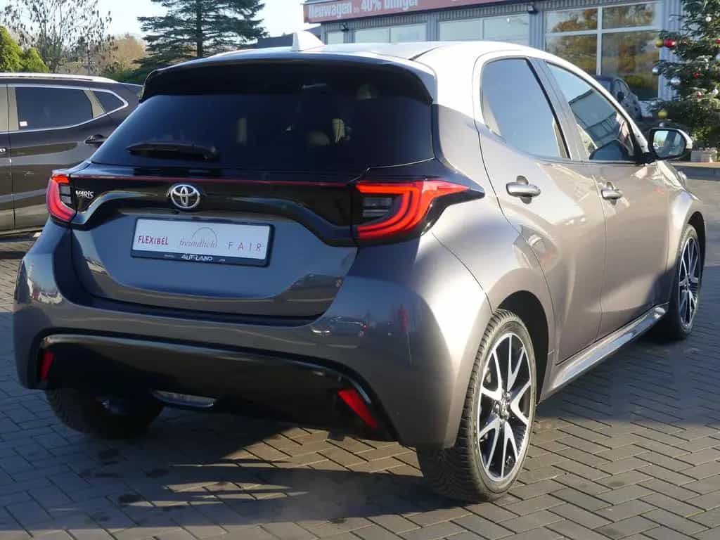 Toyota Yaris 1.5 Style LED Navi Totwinkel DAB Head-Up 02/2021-photo-4