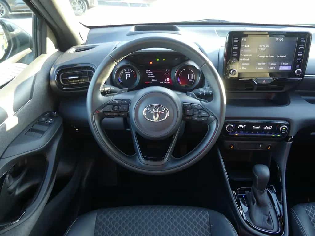 Toyota Yaris 1.5 Style LED Navi Totwinkel DAB Head-Up 02/2021-photo-9