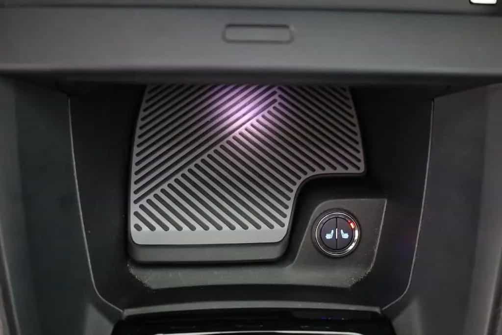 Citroën C4 PureTech 130 LED Navi Pano 360° 05/2024-photo-13