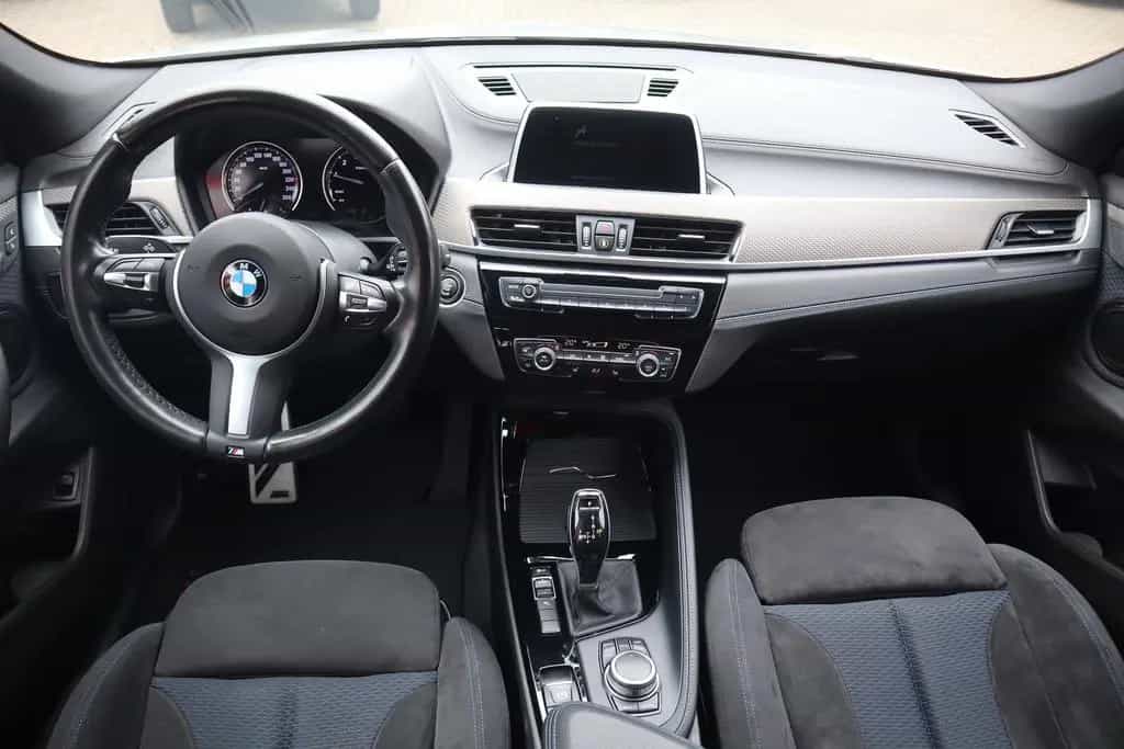 BMW X2 sDrive 18i M Sport LED Navi Kamera Tempomat 04/2019-photo-10