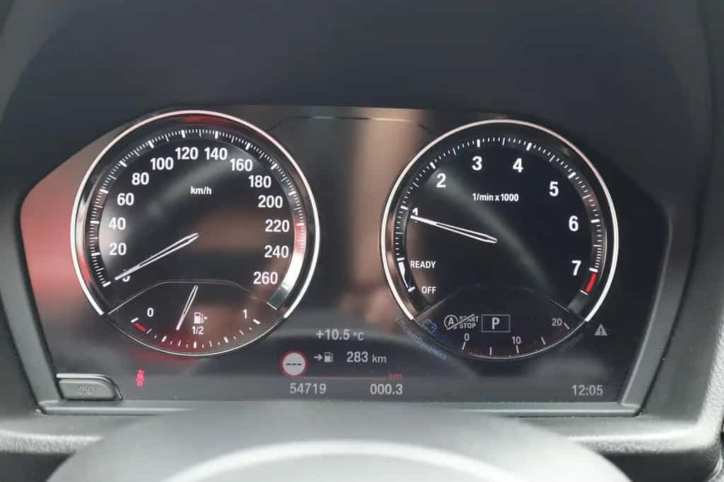 BMW X2 sDrive 18i M Sport LED Navi Kamera Tempomat 04/2019-photo-11