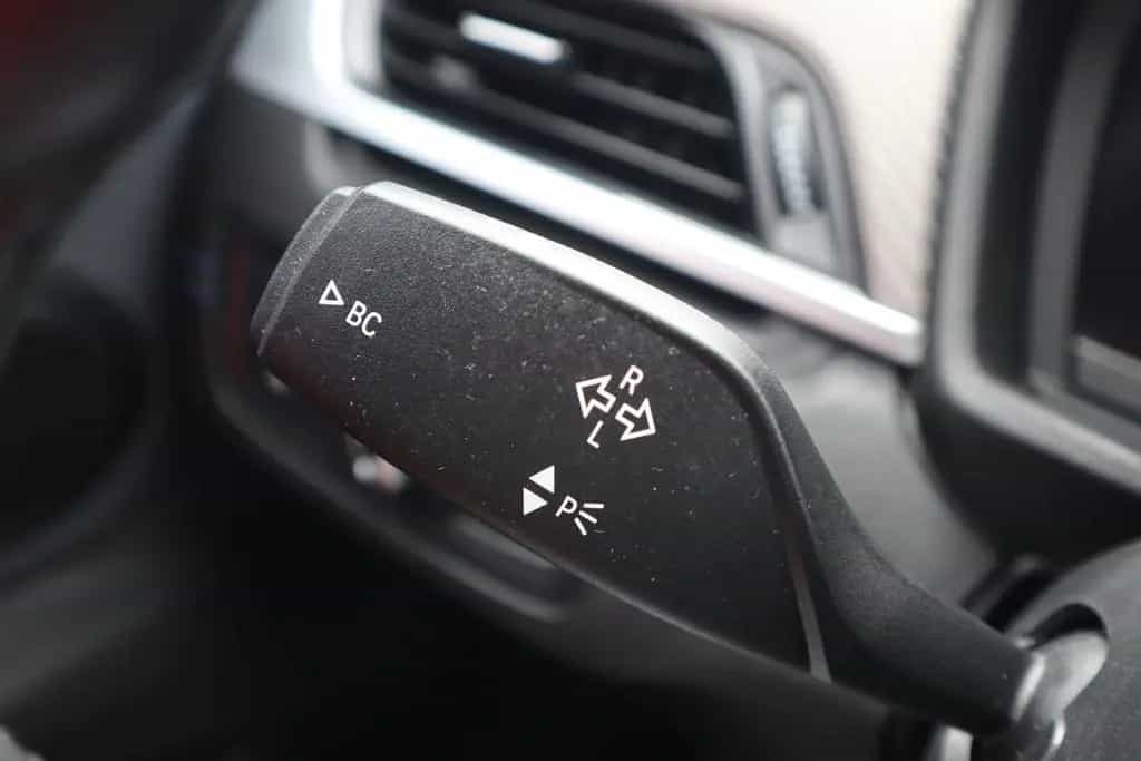 BMW X2 sDrive 18i M Sport LED Navi Kamera Tempomat 04/2019-photo-14