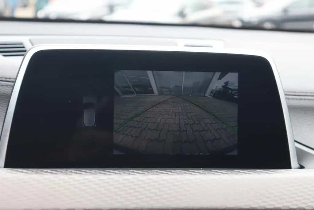 BMW X2 sDrive 18i M Sport LED Navi Kamera Tempomat 04/2019-photo-23