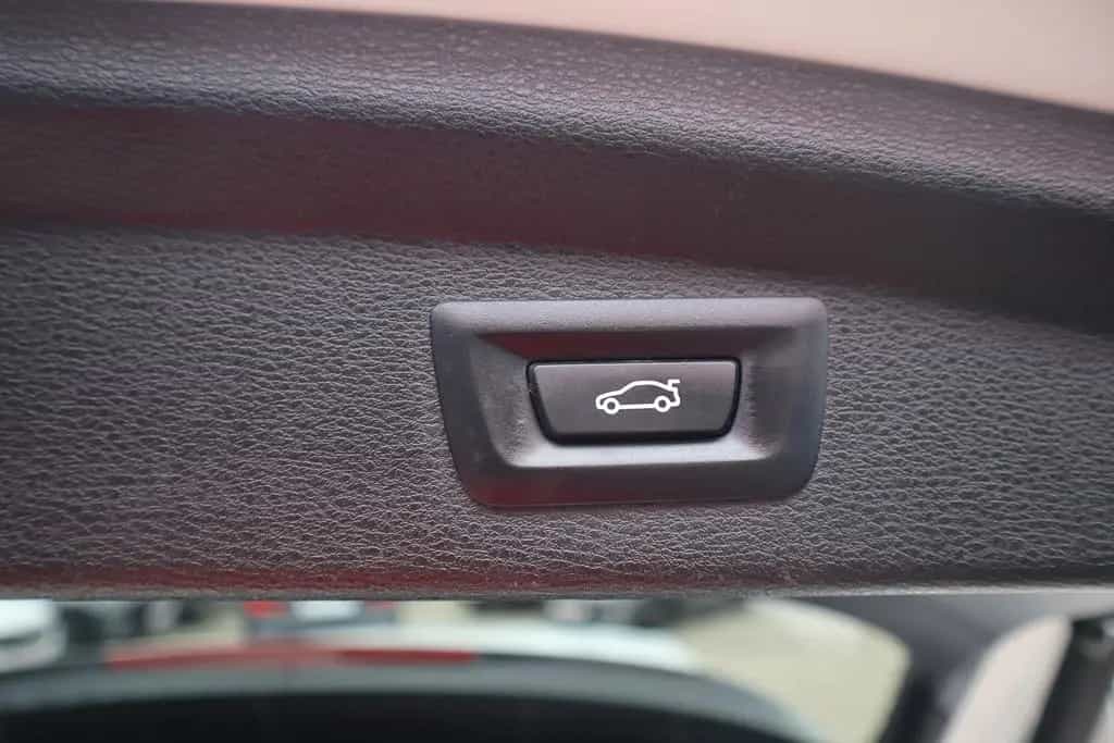 BMW X2 sDrive 18i M Sport LED Navi Kamera Tempomat 04/2019-photo-34