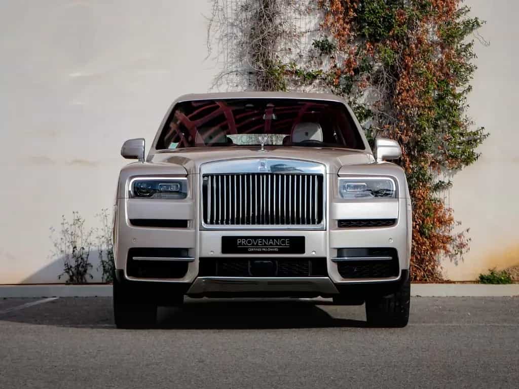 Rolls-Royce Cullinan 11/2023-photo-1