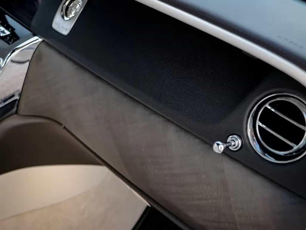 Rolls-Royce Cullinan 11/2023-photo-22