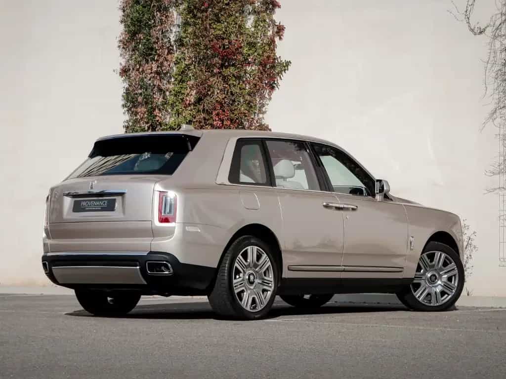 Rolls-Royce Cullinan 11/2023-photo-9