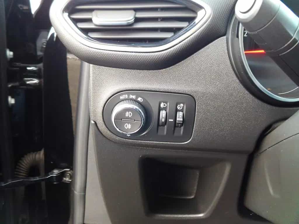 Opel Crossland (X) Crossland X Innovation PDC+Kam SHZ LHZ Navi-App 12/2020-photo-12
