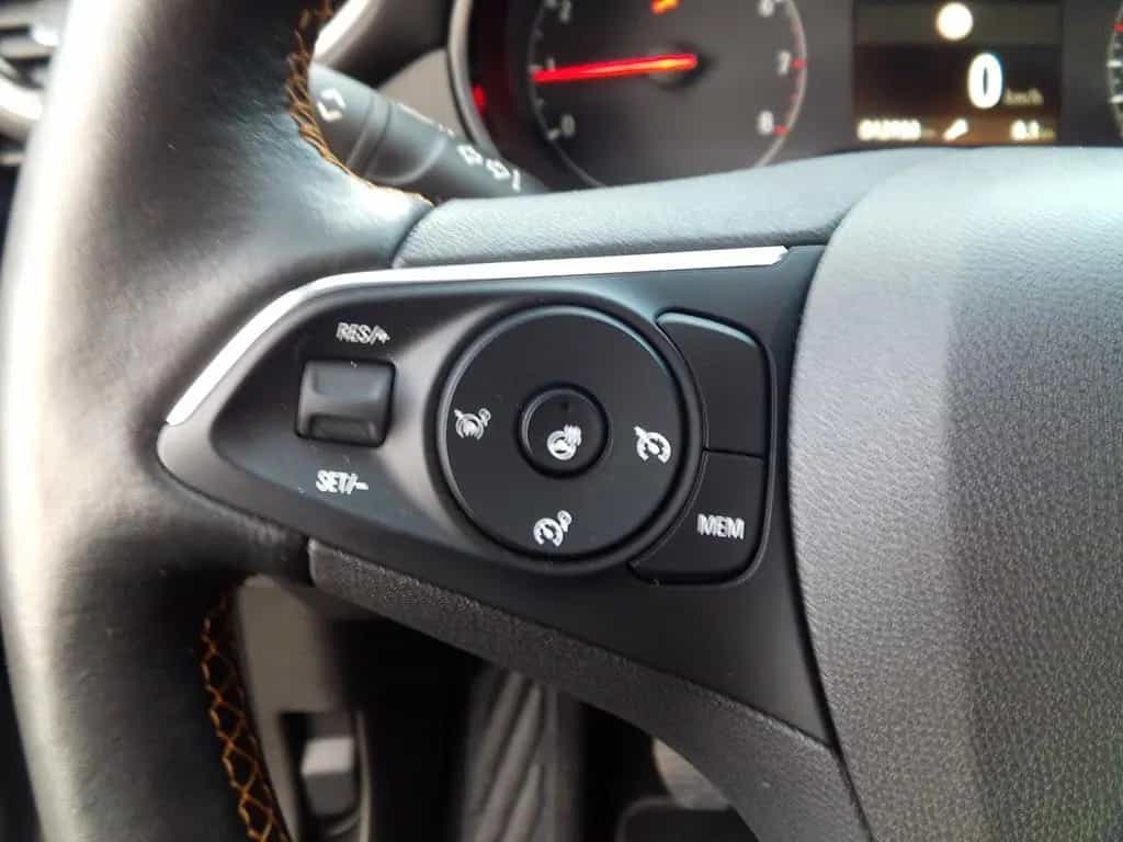 Opel Crossland (X) Crossland X Innovation PDC+Kam SHZ LHZ Navi-App 12/2020-photo-13