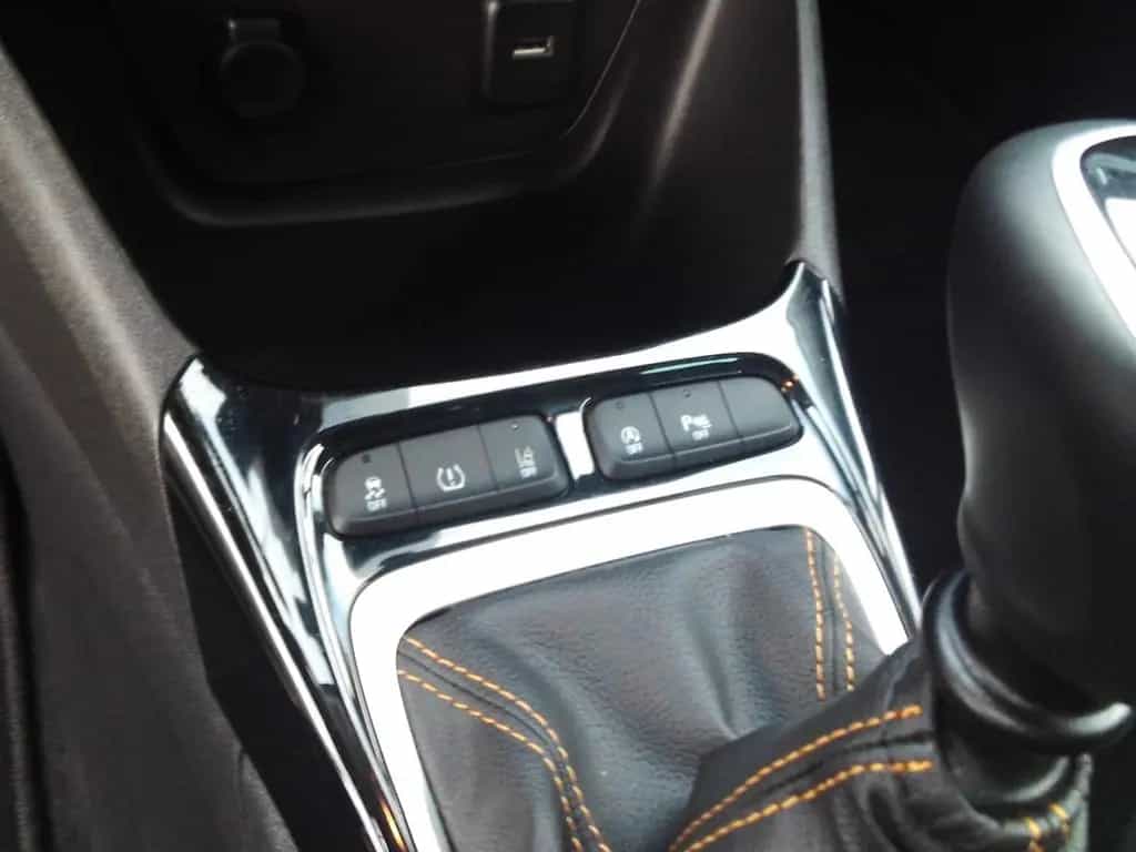 Opel Crossland (X) Crossland X Innovation PDC+Kam SHZ LHZ Navi-App 12/2020-photo-14