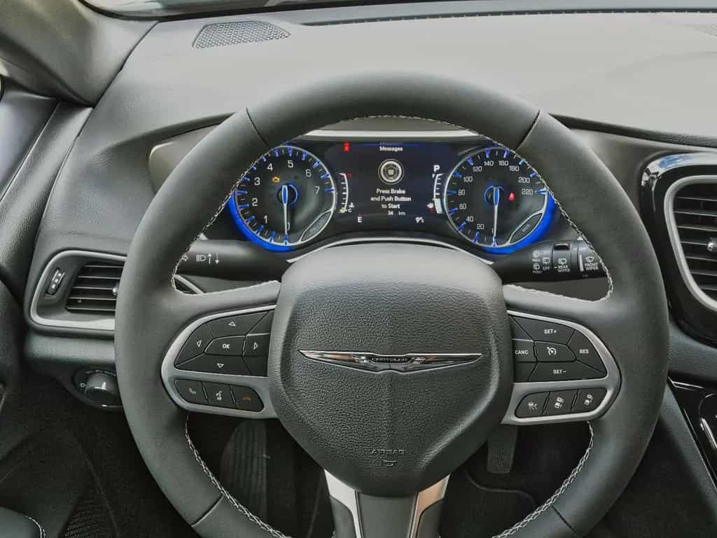 Chrysler Other Pacifica / Grand Caravan null-photo-16
