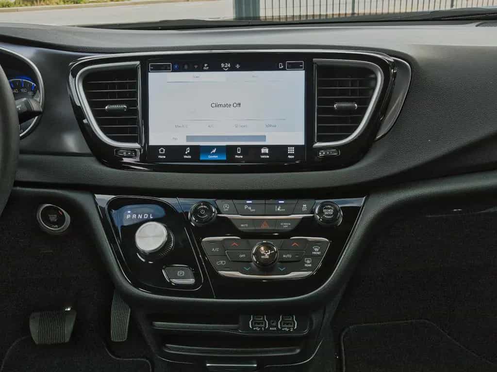 Chrysler Other Pacifica / Grand Caravan null-photo-17