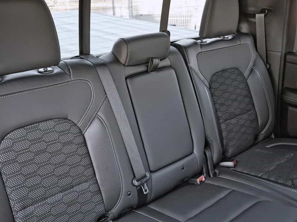 Dodge RAM 1500 Big Horn, Crew Cab AWD 07/2022-photo-24