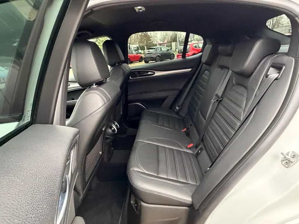 Alfa Romeo Stelvio Veloce Q4 1 Hand,Leder,Kamera,Garantie 10/2021-photo-10