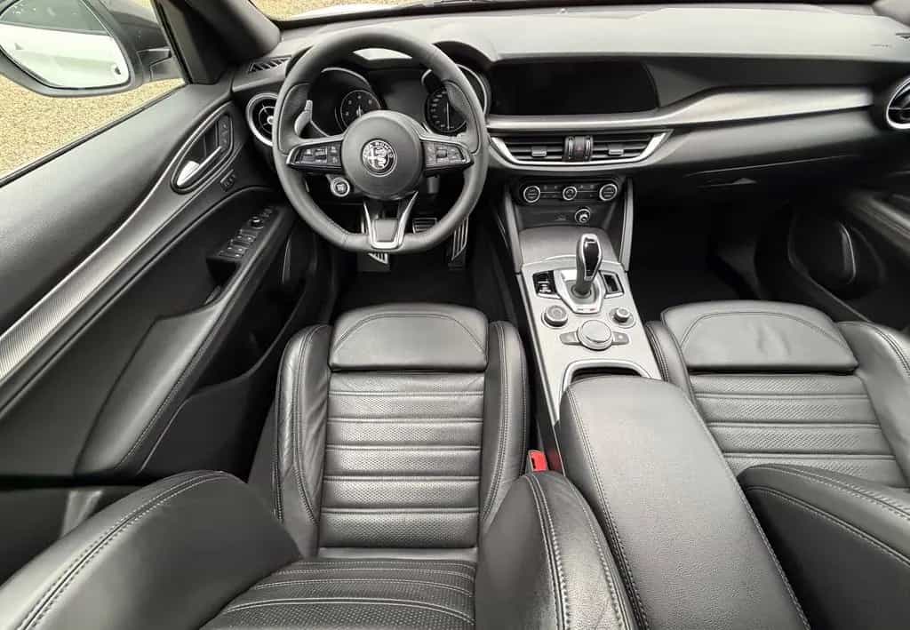 Alfa Romeo Stelvio Veloce Q4 1 Hand,Leder,Kamera,Garantie 10/2021-photo-11