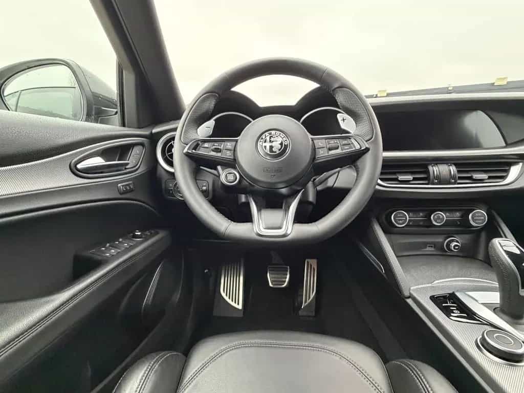 Alfa Romeo Stelvio Veloce Q4 1 Hand,Leder,Kamera,Garantie 10/2021-photo-12