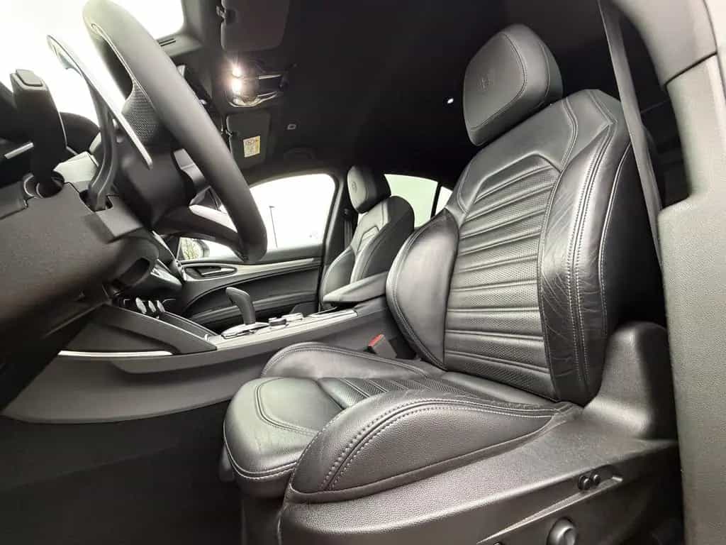Alfa Romeo Stelvio Veloce Q4 1 Hand,Leder,Kamera,Garantie 10/2021-photo-23