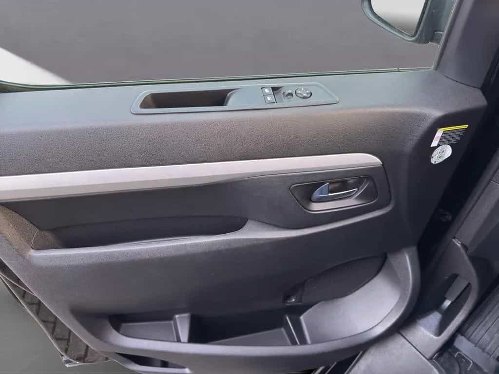 Toyota Proace (Verso) Proace Verso 2.0 L1 Executive Standh. 03/2023-photo-11