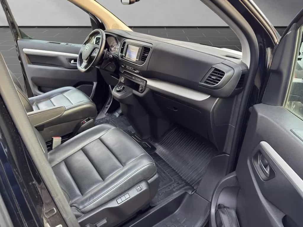 Toyota Proace (Verso) Proace Verso 2.0 L1 Executive Standh. 03/2023-photo-17