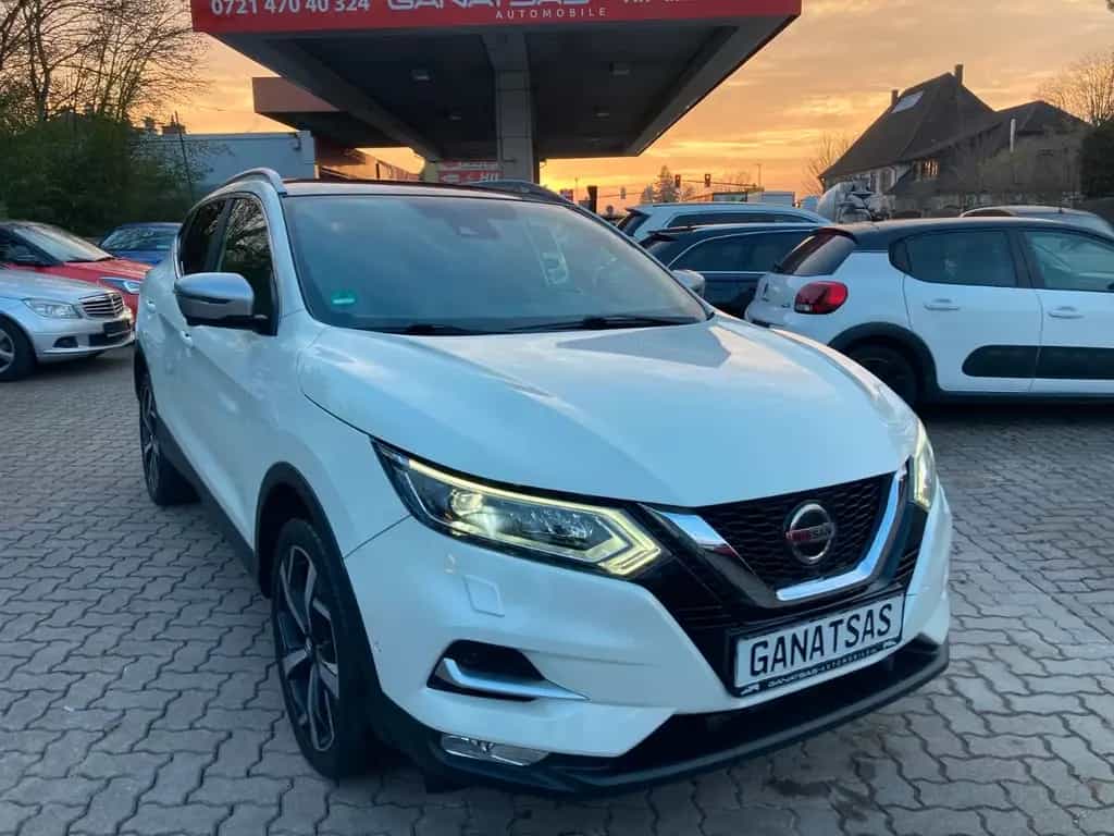 Nissan Qashqai Tekna+ -Leder-360 Kamera-AHK-LED-BOSE 09/2018-photo-0