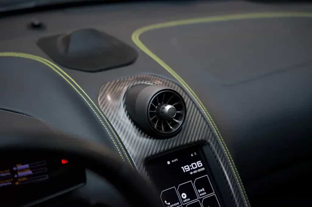 McLaren 675LT Spider*Napier Green*Carbon*Lift*Meridian 03/2017-photo-8