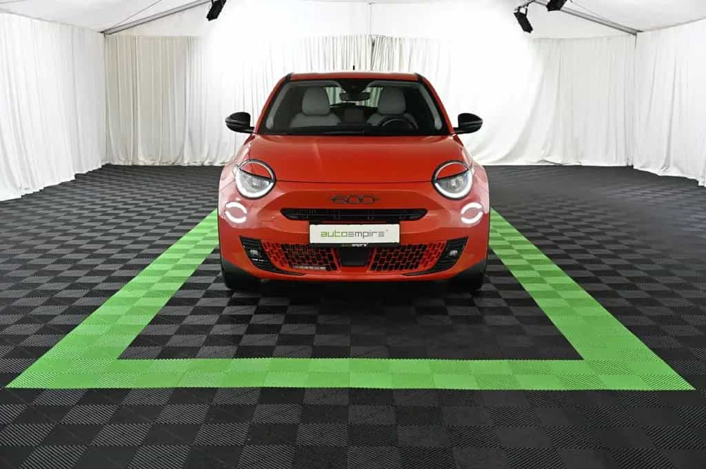 Fiat 600 1.2 Hybrid 136 DCT6 La Prima LED/NAVI/SHZ/18 11/2024-photo-2