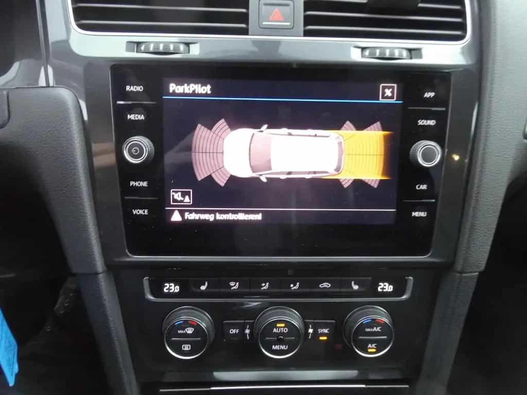 Volkswagen Golf VII 1.4 TSI Comfort LED-Licht,Massagesitze 05/2017-photo-12