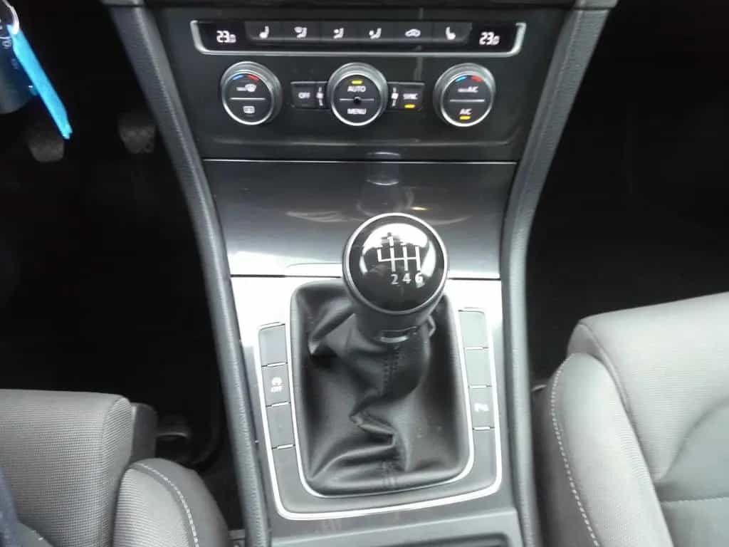 Volkswagen Golf VII 1.4 TSI Comfort LED-Licht,Massagesitze 05/2017-photo-13