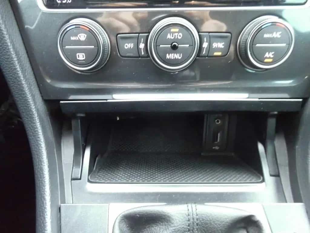 Volkswagen Golf VII 1.4 TSI Comfort LED-Licht,Massagesitze 05/2017-photo-14