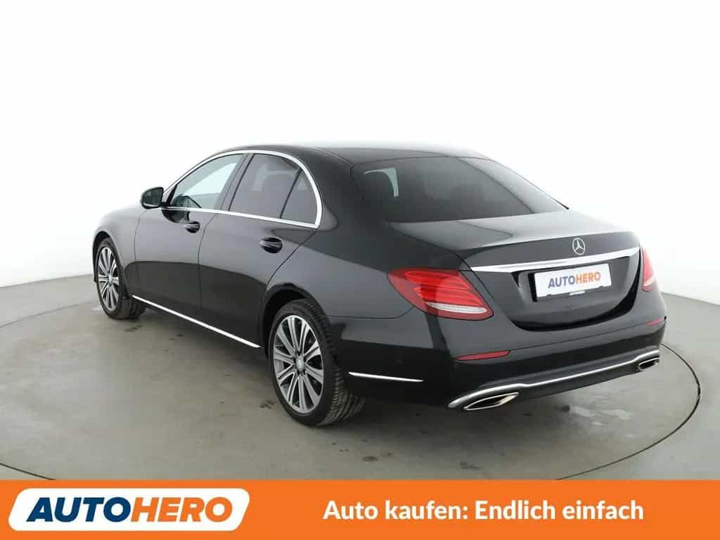 Mercedes-Benz E-Class E 200 Exclusive Aut.*NAVI*LED*CAM*PDC* 01/2018-photo-3