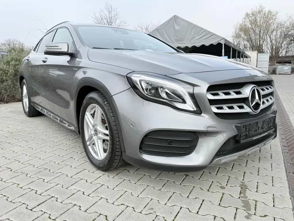 Mercedes-Benz GLA-Class 250 AMG/H&K 12/2017-photo-10