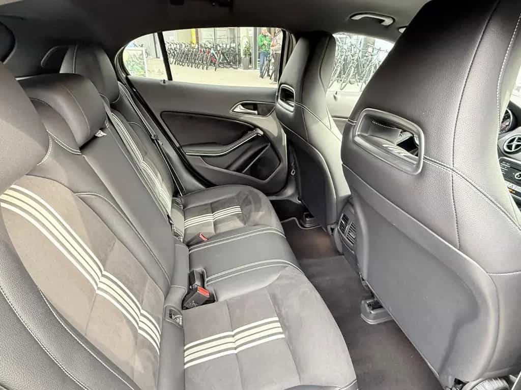 Mercedes-Benz GLA-Class 250 AMG/H&K 12/2017-photo-21