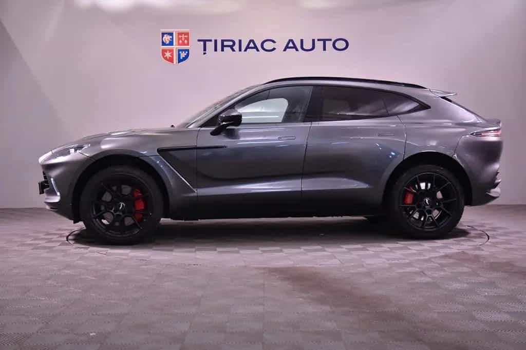 Aston Martin DBX 4.0 V8 06/2021-photo-1