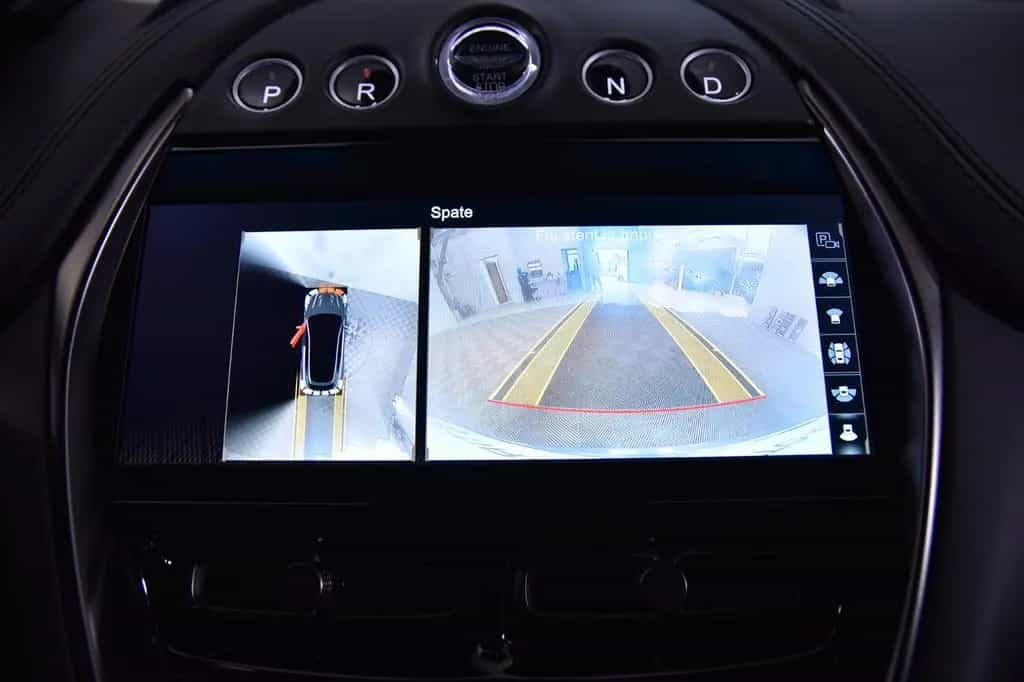 Aston Martin DBX 4.0 V8 06/2021-photo-18