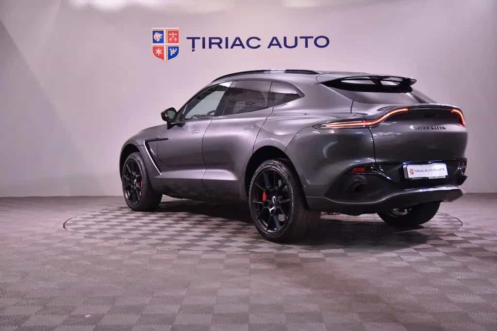 Aston Martin DBX 4.0 V8 06/2021-photo-2