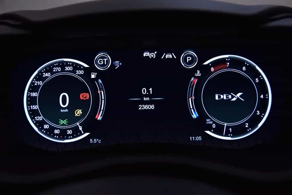 Aston Martin DBX 4.0 V8 06/2021-photo-9