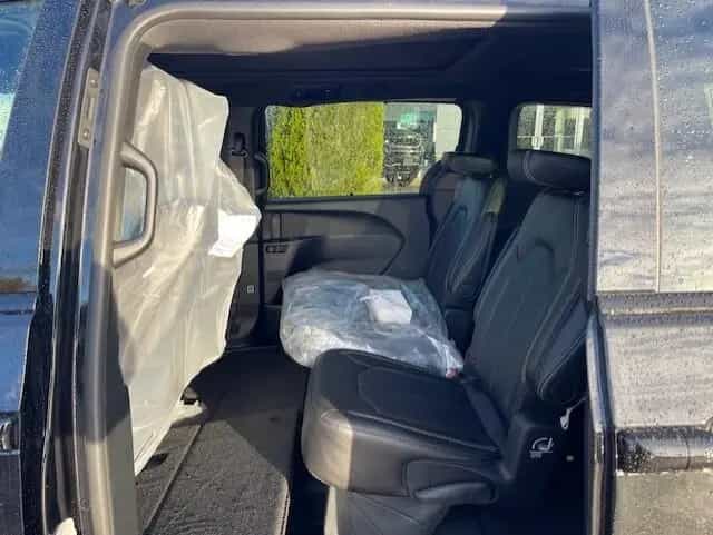 Chrysler Pacifica Select, 2026´er Modell null-photo-9