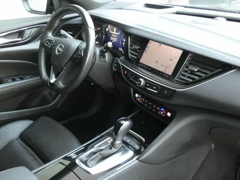 Opel Insignia Sports Tourer 2,0 D 4x4 Autom. Ultimate 05/2022-photo-16