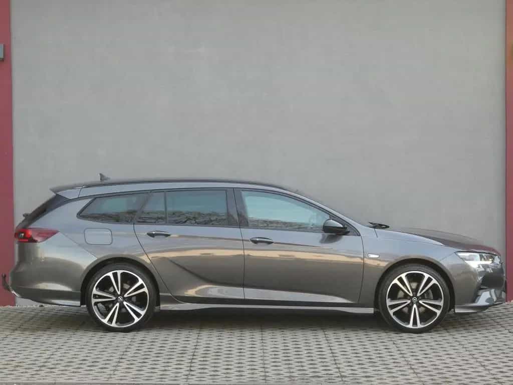 Opel Insignia Sports Tourer 2,0 D 4x4 Autom. Ultimate 05/2022-photo-3