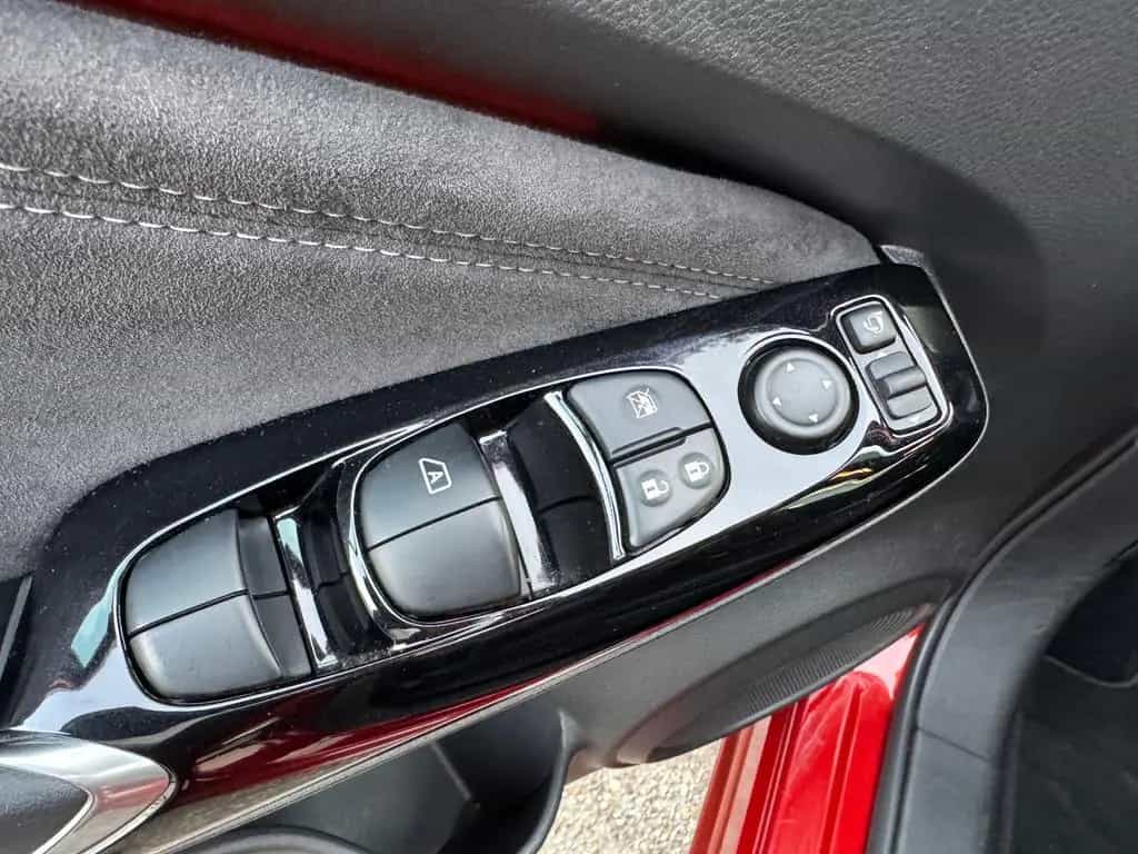 Nissan Juke N-Design Bose Sound 360° 12/2022-photo-11