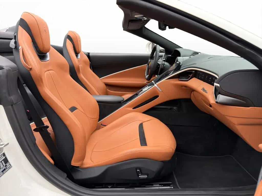 Ferrari Roma Spider / Painted Shields / MADM 02/2024-photo-16