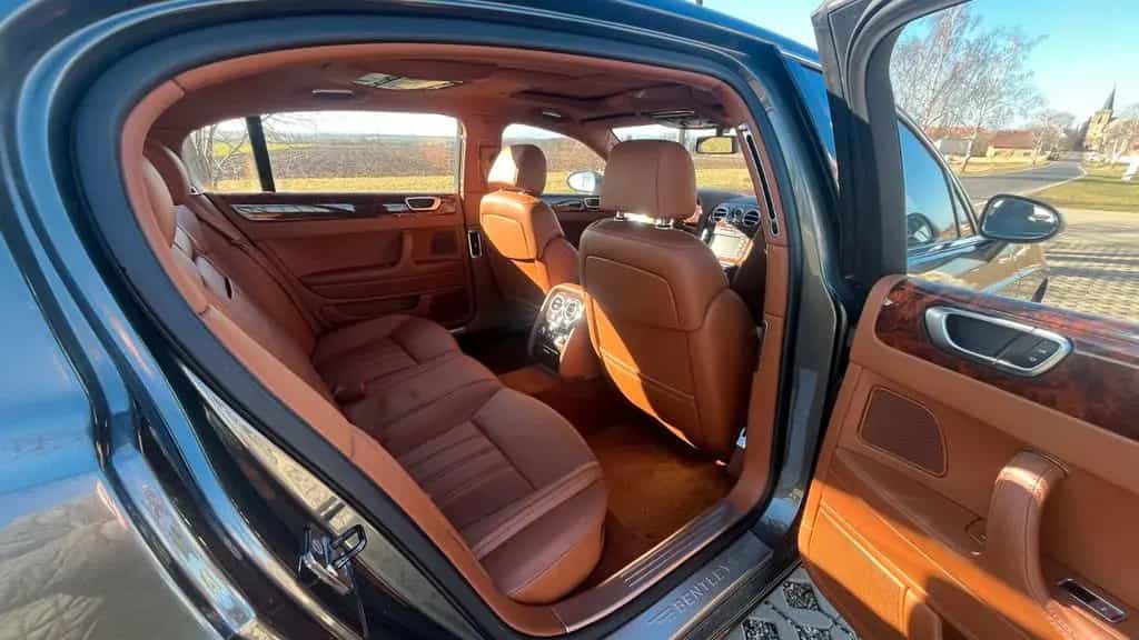 Bentley Continental Flying Spur 07/2005-photo-13