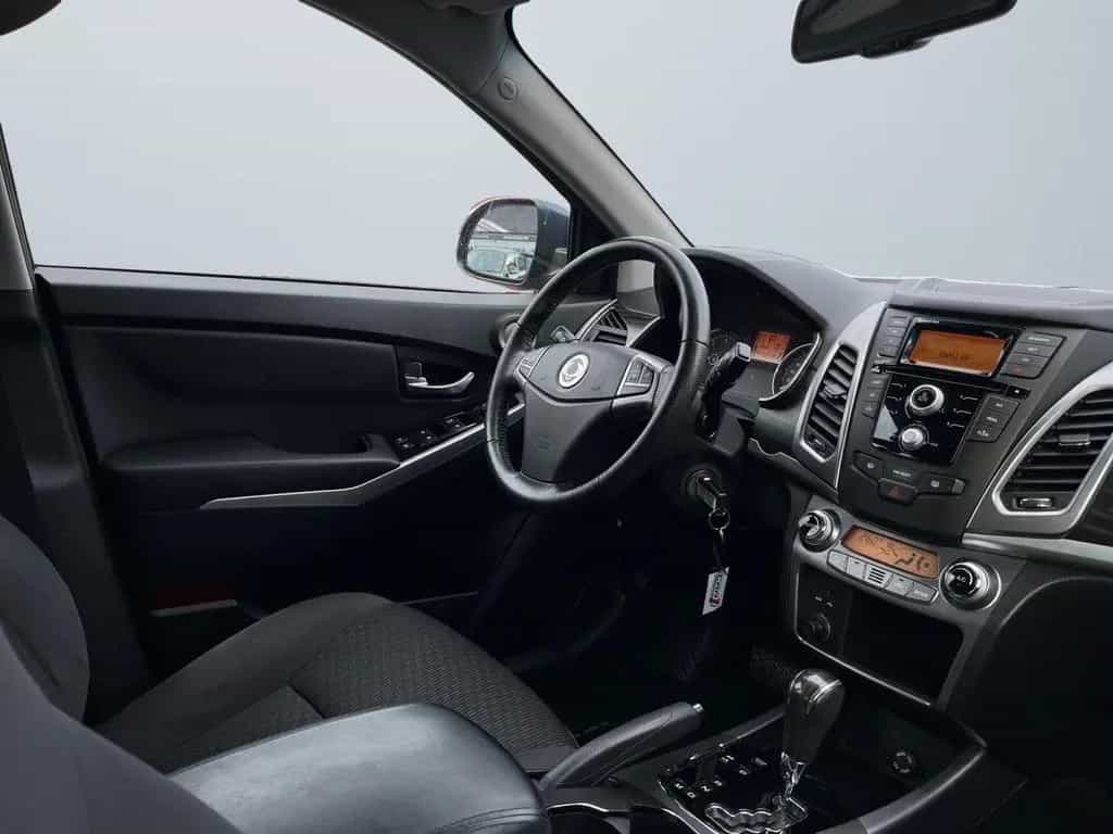 Ssangyong Korando Quartz/4x4/AUTOMATIK/2.HAND/AHK/TOP ZUST 01/2015-photo-14