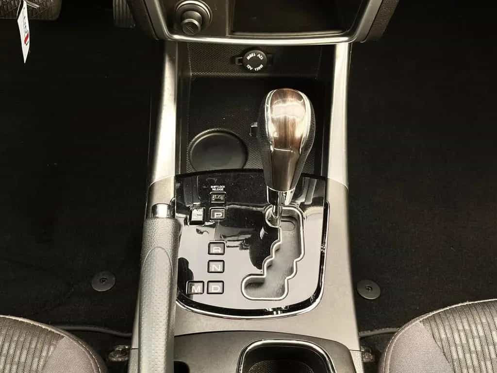 Ssangyong Korando Quartz/4x4/AUTOMATIK/2.HAND/AHK/TOP ZUST 01/2015-photo-23
